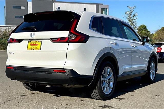 Photo of 2024 sparkle silver metallic Honda CR-V
