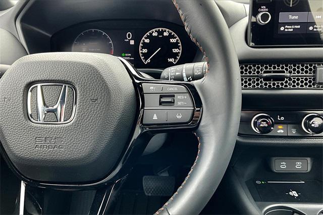 Photo of 2026 Urban Gray Pearl Honda HR-V