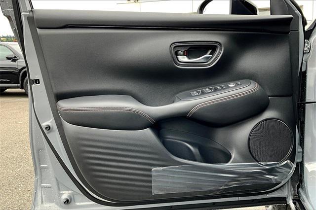 Photo of 2026 Urban Gray Pearl Honda HR-V