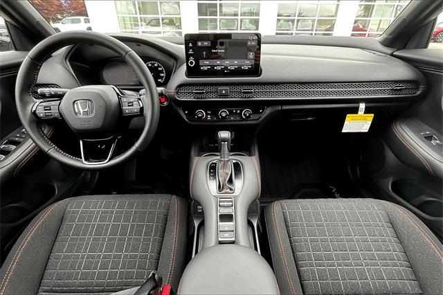 Photo of 2026 Urban Gray Pearl Honda HR-V