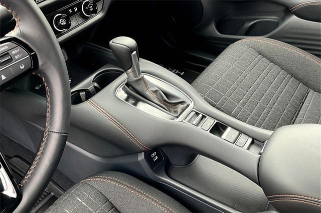 Photo of 2026 Urban Gray Pearl Honda HR-V