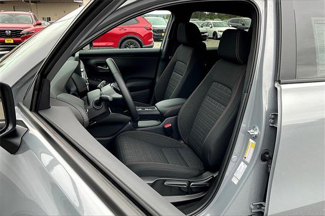 Photo of 2026 Urban Gray Pearl Honda HR-V
