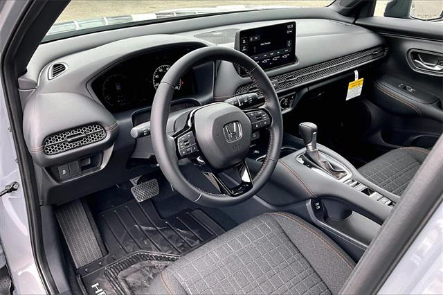 Photo of 2026 Urban Gray Pearl Honda HR-V