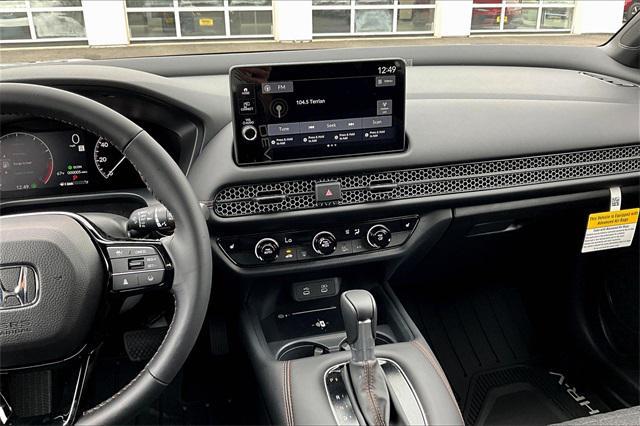 Photo of 2026 Urban Gray Pearl Honda HR-V