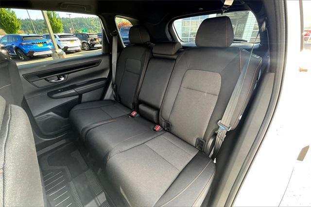 Photo of 2025 Platinum White Honda CR-V Hybrid