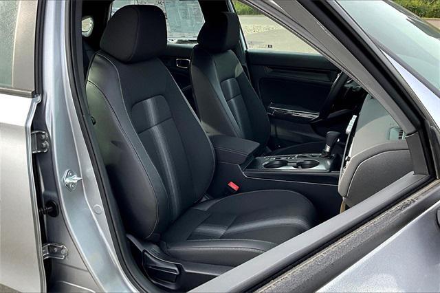 Photo of 2025 Solar Silver Metallic Honda Civic