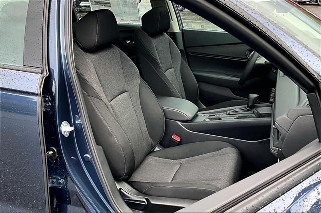 Photo of 2025 Canyon River Blue Metallic Honda Accord
