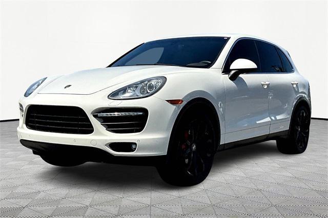 Photo of 2012 White Porsche Cayenne