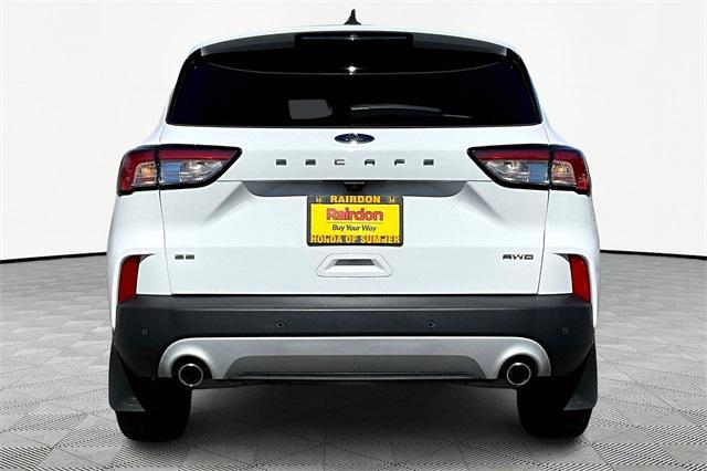 Photo of 2022 Oxford White Ford Escape
