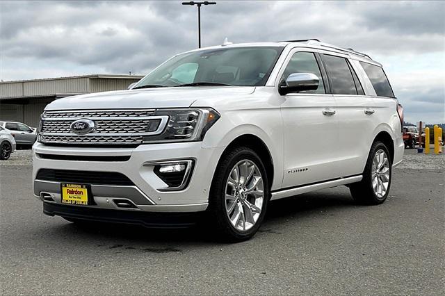 Photo of 2018 White Platinum Ford Expedition