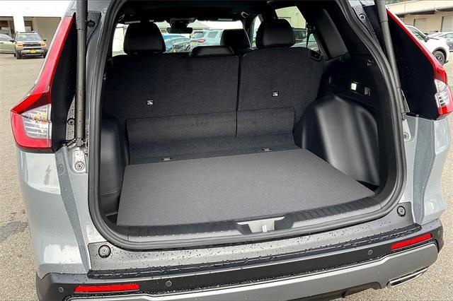 Photo of 2026 Urban Gray Metallic Honda CR-V Hybrid