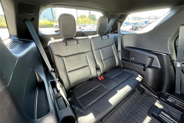 Photo of 2021 Carbonized Gray Metallic Ford Explorer