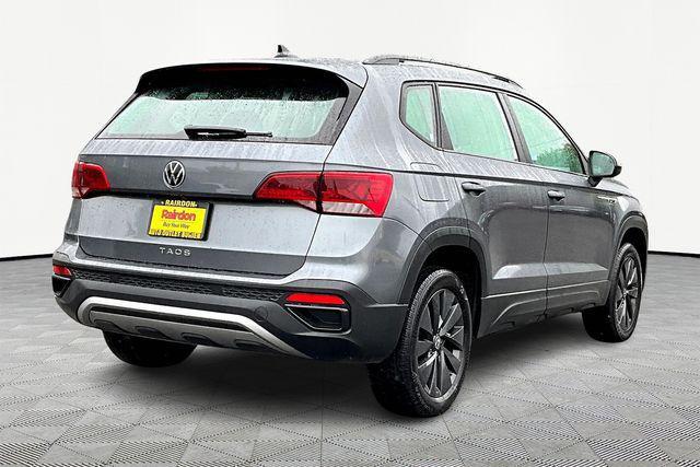 Photo of 2024 Platinum Gray Metallic Volkswagen Taos