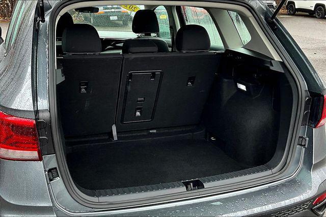 Photo of 2024 Platinum Gray Metallic Volkswagen Taos