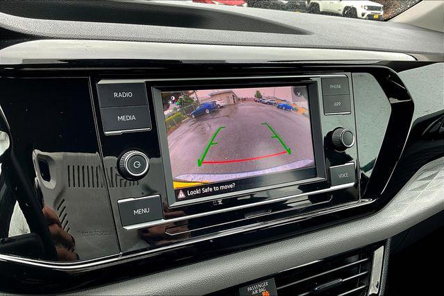 Photo of 2024 Platinum Gray Metallic Volkswagen Taos