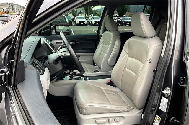 Photo of 2019 Modern Steel Metallic Honda Ridgeline