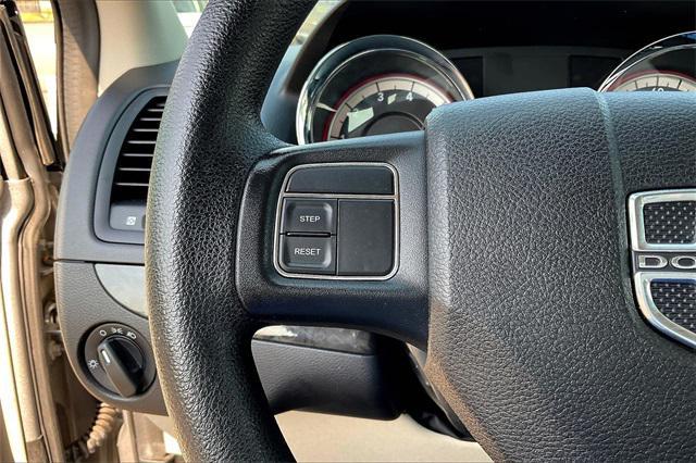 Photo of 2016 Billet Silver Metallic Clearcoat Dodge Grand Caravan