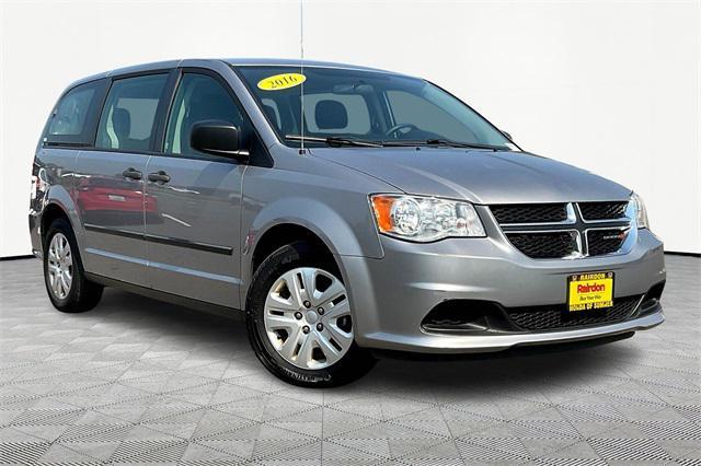 Photo of 2016 Billet Silver Metallic Clearcoat Dodge Grand Caravan