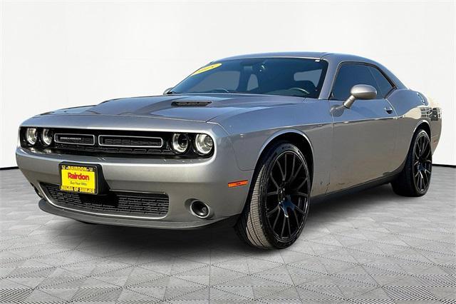 Photo of 2015 Billet Silver Metallic Clearcoat Dodge Challenger