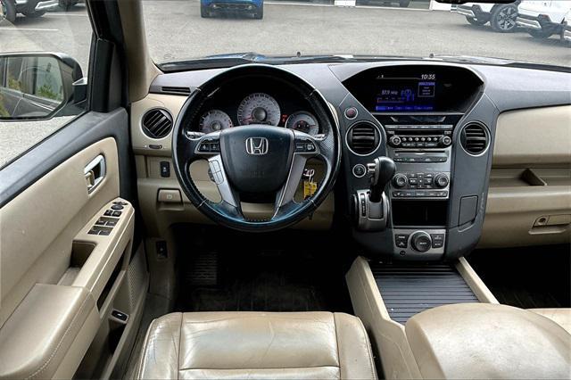 Photo of 2012 Dark Amber Metallic Honda Pilot