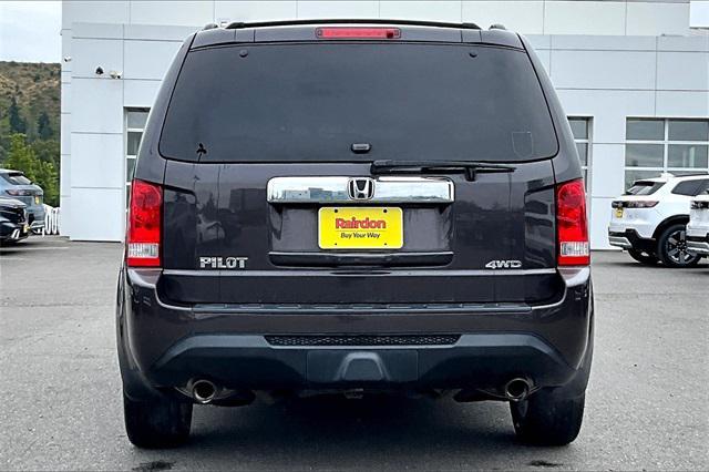 Photo of 2012 Dark Amber Metallic Honda Pilot