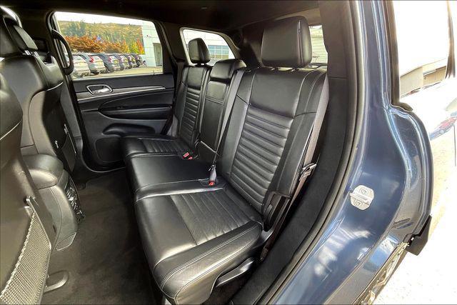 Photo of 2020 Slate Blue Pearlcoat Jeep Grand Cherokee