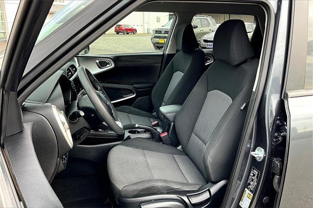 Photo of 2022 Gravity Gray Kia Soul