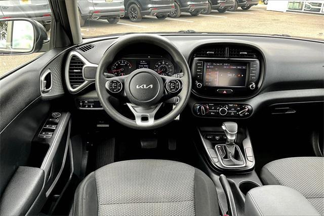 Photo of 2022 Gravity Gray Kia Soul