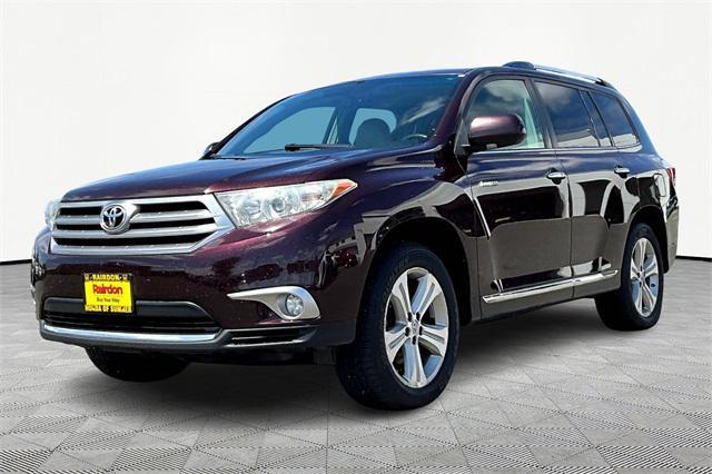 Photo of 2012 Sizzling Crimson Mica Toyota Highlander
