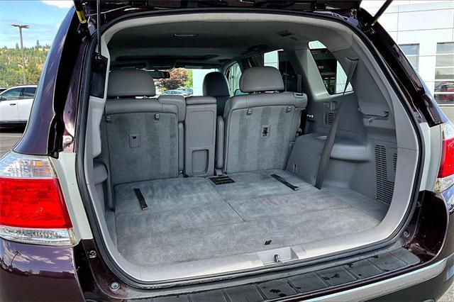 Photo of 2012 Sizzling Crimson Mica Toyota Highlander