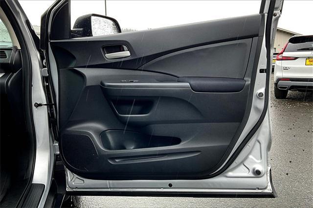 Photo of 2016 Alabaster Silver Metallic Honda CR-V