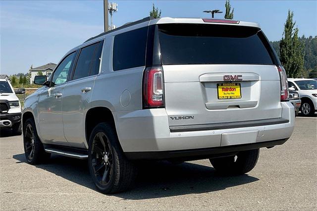 Photo of 2016 Quicksilver Metallic GMC Yukon