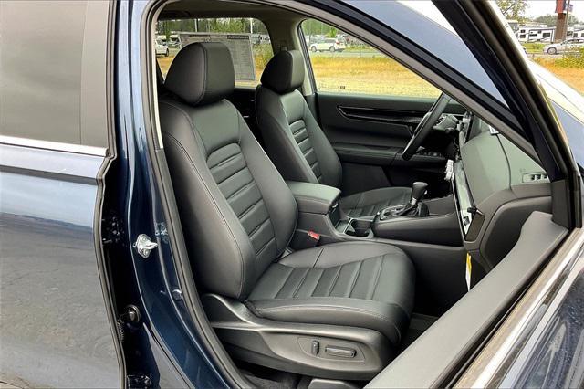 Photo of 2025 Platinum White Honda CR-V