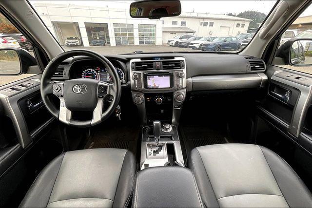 Photo of 2018 Nautical Blue Metallic Toyota 4Runner