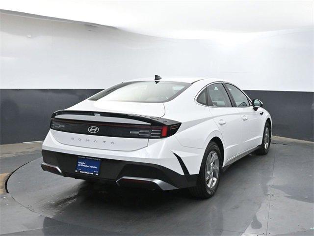Photo of 2025 White Hyundai SONATA