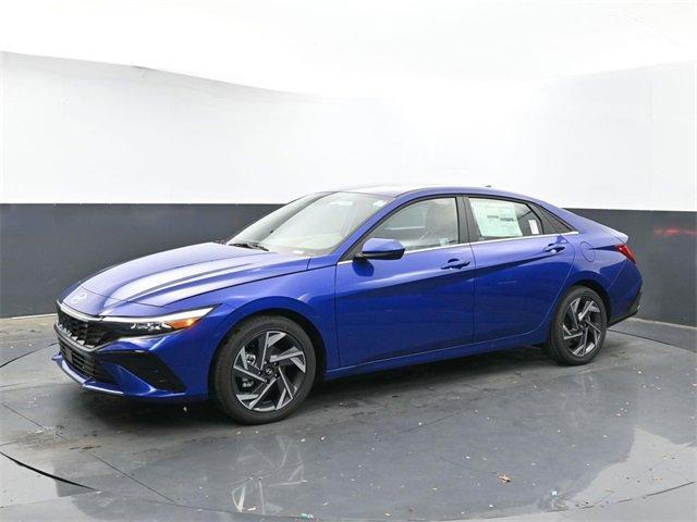 Photo of 2025 Blue Hyundai ELANTRA