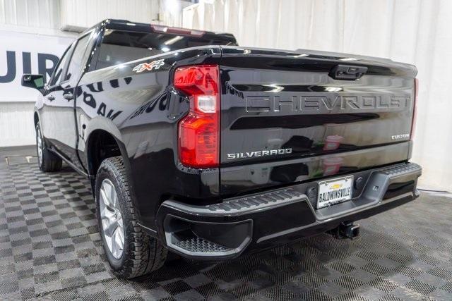 Photo of 2022 Black Chevrolet Silverado 1500