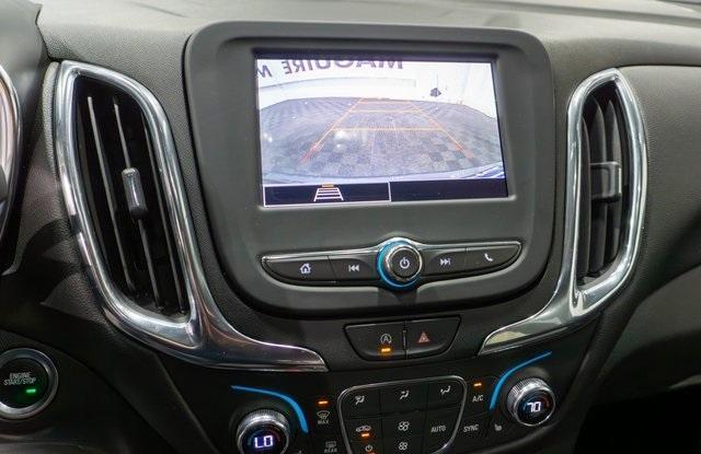 Photo of 2022 Gray Chevrolet Equinox