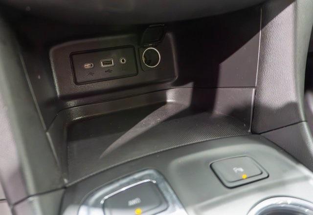 Photo of 2022 Gray Chevrolet Equinox