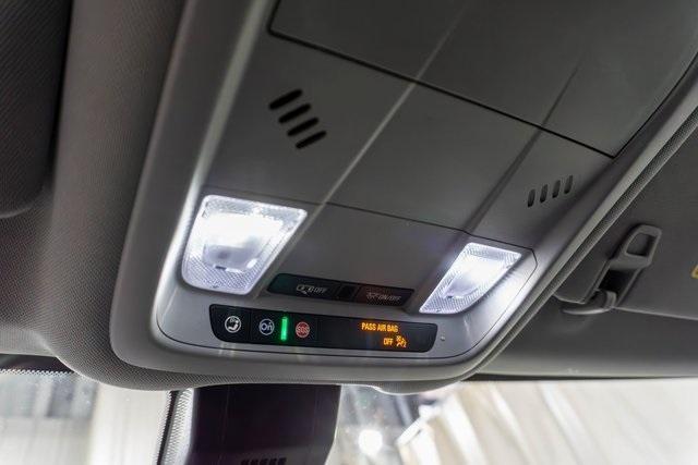 Photo of 2022 Gray Chevrolet Equinox