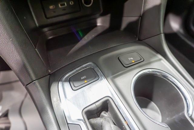 Photo of 2022 Gray Chevrolet Equinox
