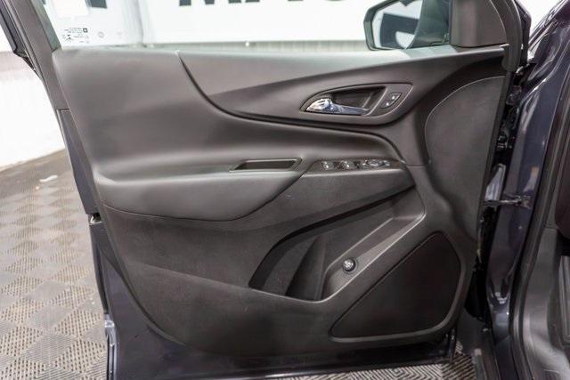Photo of 2022 Gray Chevrolet Equinox