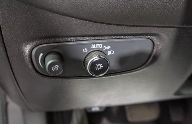 Photo of 2022 Gray Chevrolet Equinox