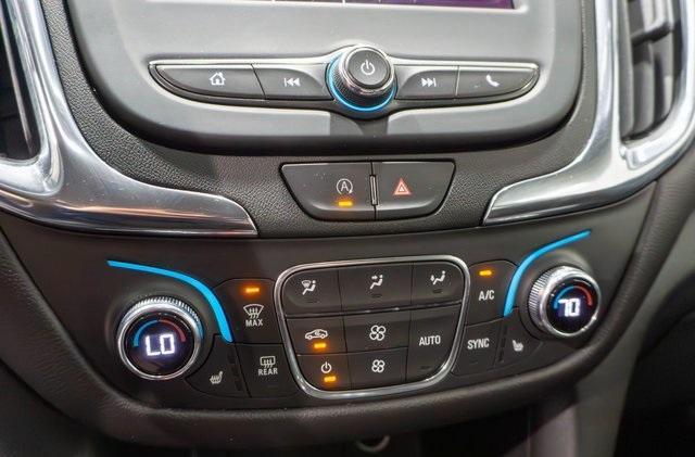 Photo of 2022 Gray Chevrolet Equinox