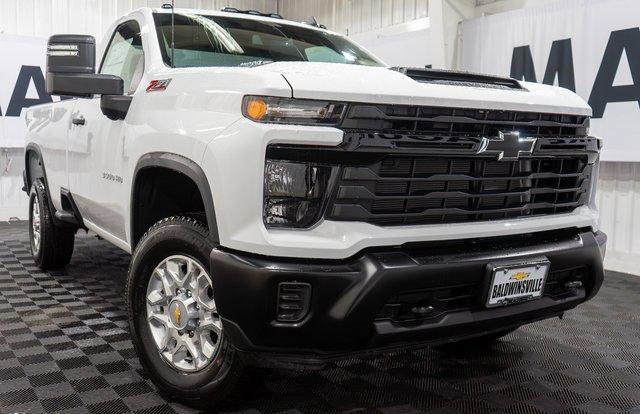 Photo of 2025 Summit White Chevrolet Silverado 3500