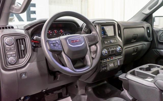 Photo of 2024 Onyx Black GMC Sierra 1500