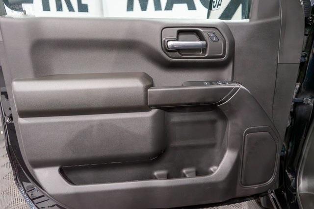 Photo of 2024 Onyx Black GMC Sierra 1500