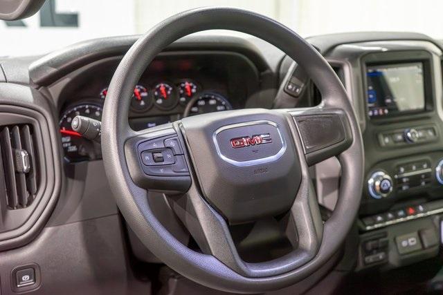 Photo of 2024 Onyx Black GMC Sierra 1500