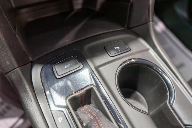 Photo of 2023 Mosaic Black Metallic Chevrolet Equinox