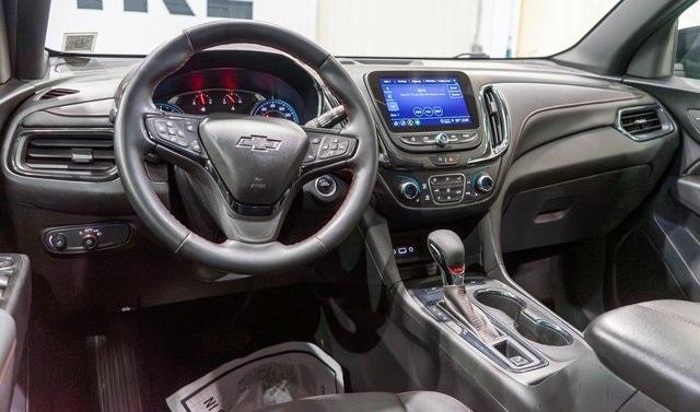 Photo of 2023 Mosaic Black Metallic Chevrolet Equinox